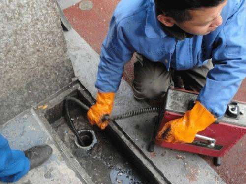 云龙疏通下水道